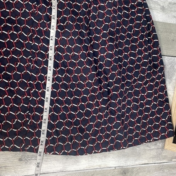 TALBOTS 100% pure silk a-line midi skirt. Blue, red & white. Belt loops. Size 8 - Picture 11 of 12